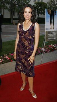 Jennifer Grey at the premiere of "John from Cincinnati" at the Paramount Theater.