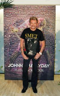 Johnny Hallyday at the press conference of "Flashback-Tour."