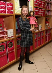 Sammi Hanratty at the promotion of "Girl Of The Year" Doll.