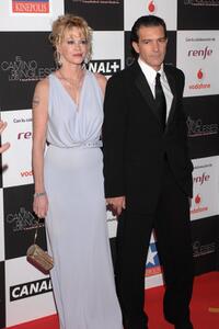 Melanie Griffith and Antonio Banderas at the premiere of "El Camino de los Ingleses".