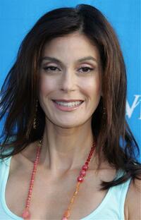 Teri Hatcher at "Uncork A Wish", Make-A-Wish Foundation's 13th annual wine tasting and auction.
