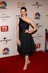 Anne Hathaway at the Universal/NBC/Focus Features Golden Globe after party.