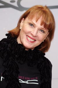 Mariette Hartley at the MAC AIDS Fund.