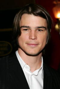 Josh Hartnett at the N.Y. premiere of "Lucky Number Slevin."