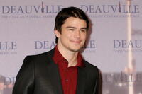Josh Hartnett at the photocall for "The Black Dahlia" at the 32nd Deauville Festival Of American Film.