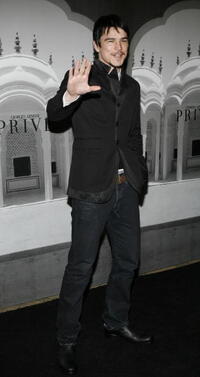 Josh Hartnett at "Giorgio Armani Celebrates the Oscars" in Beverly Hills.