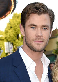 Chris Hemsworth at the California premiere of "Vacation."