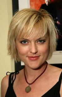 Elaine Hendrix at the VH1 Art Exhibition Opening.