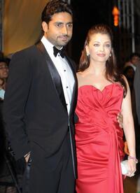 Abhishek Bachchan and Aishwarya Rai Bachchan at the International Indian Film Academy (IIFA) Awards 2008 ceremony.