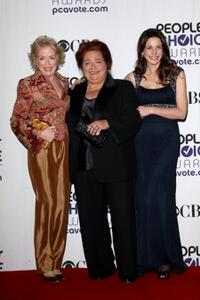 Holland Taylor, Conchata Ferrell and Marin Hinkle at the 35th Annual People's Choice Awards.