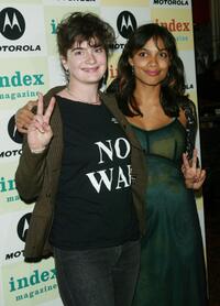 Gaby Hoffmann and Rosario Dawson at the Motorola/Index Magazine benefit.
