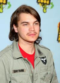 Emile Hirsch at the Nickelodeon's 2008 Kids' Choice Awards.