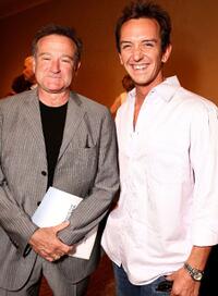 Robin Williams and Sean Huze at the Campaign For A New GI Bill.