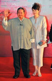 Sammo Hung and Joyce Mina Godenzi at the 28th Hong Kong Film Awards 2009.