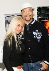 Ice-T and wife Nicole 'Coco' Austin at the special screening of "Blood Diamond".