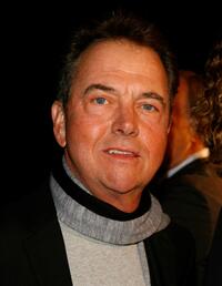 Gregory Itzin at the premiere of "Music and Lyrics."