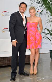 Josh Hopkins and Busy Philipps at the photocall of "Cougar Town" during the 2010 Monte Carlo Television Festival.