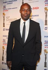 Jimmy Jean-Louis at the 12th Satellite Awards.