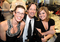 Sam Jenkins, Kevin Sorbo and singer Kelly Clarkson at the Muhammad Ali's Celebrity Fight Night XVII in Phoenix.