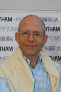 Bob Balaban at the premiere of "Pieces of April."