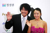 Song Gang-Ho and Jeon Do-yeon at the 28th Blue Dragon Film Awards in Seoul.