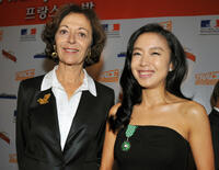 France's Minister for Foreign Trade Anne-Marie Idrac and Jeon Do-yeon at the Pusan International Film Festival.