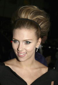 Scarlett Johansson at the Beverly Hills premiere of "The Black Dahlia."