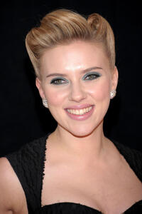 Scarlett Johansson at the New York premiere of "We Bought a Zoo."