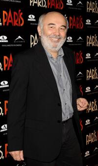 Gerard Jugnot at the premiere of "Paris Paris."