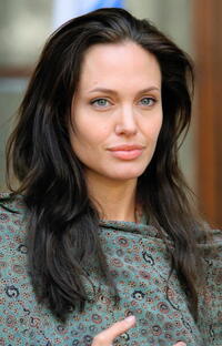 Angelina Jolie 