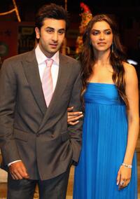 Ranbir Kapoor and Deepika Padukone at the International Indian Film Academy (IIFA) Awards 2008 ceremony.