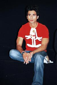 Shahid Kapoor at the launch of "Kaminey."