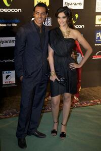 Arjun Rampal and Sonam Kapoor at the 2009 International Indian Film Academy Awards.