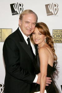 James Keach and Jane Seymour at the 11th Annual Critics' Choice Awards.