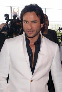 Saif Ali Khan at the Zee Cine Film Awards 2008.