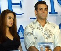 Pretty Zinta and Salman Khan at the music release of "Dil Ne Jise Apna Kahaa" ( My Heart Decided You're Mine).