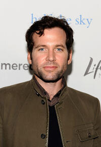 Eion Bailey at the Hollywood Media Honors New York Times Columnist Nicholas Kristof in California.