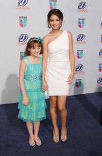 Joey King and Selena Gomez at the Univision Premios Juventud Awards.