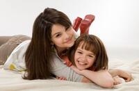 Selena Gomez as Beezus and Joey King as Ramona in "Ramona and Beezus."