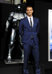 Joel Kinnaman at the California premiere of "Robocop."