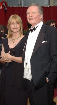 Nastassja Kinski and Jon Voight at the 74th Annual Academy Awards.