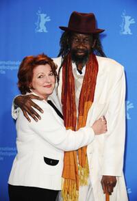 Brenda Blethyn and Sotigui Kouyate at the photocall of "London River" during the 59th Berlin Film Festival.