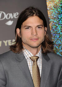 Ashton Kutcher at the California premiere of "New Year's Eve."