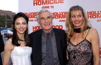 Juliet Landau, Martin Landau and Gretchen Landau at the premiere of "Hollywood Homicide."