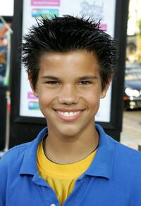 Taylor Lautner at the premiere of "The Sisterhood of the Traveling Pants."