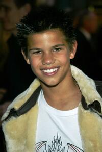 Taylor Lautner at the premiere of "SAHARA."
