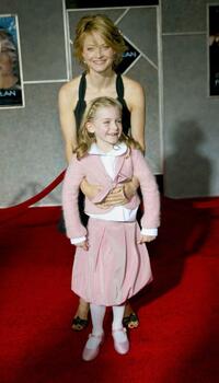 Jodie Foster and Marlene Lawston at the premiere of "Flightplan."