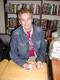 Tom Lenk at the television series "Buffy The Vampire Slayer."