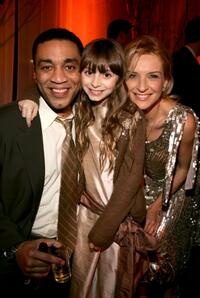 Harry J. Lennix, Jasmine Anthony and Ever Carradine at the 32nd Annual People's Choice Awards.