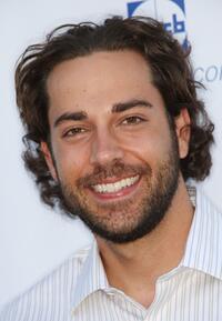 Zachary Levi at the "Seventh Annual Comedy For A Cure" benefit.